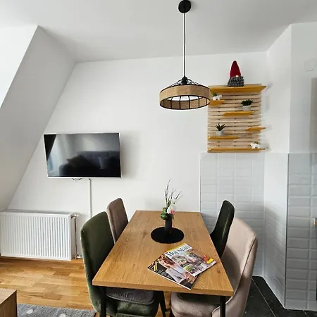 Monika 2 Apartment *